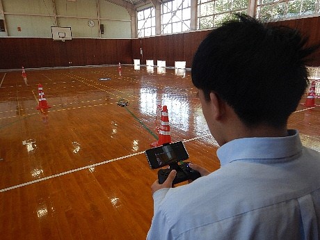 ドローン操作
