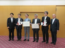 マイナンバーカードの保険証利用に係る表彰式2