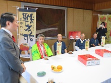 「輝太郎」柿販売開始報告会1