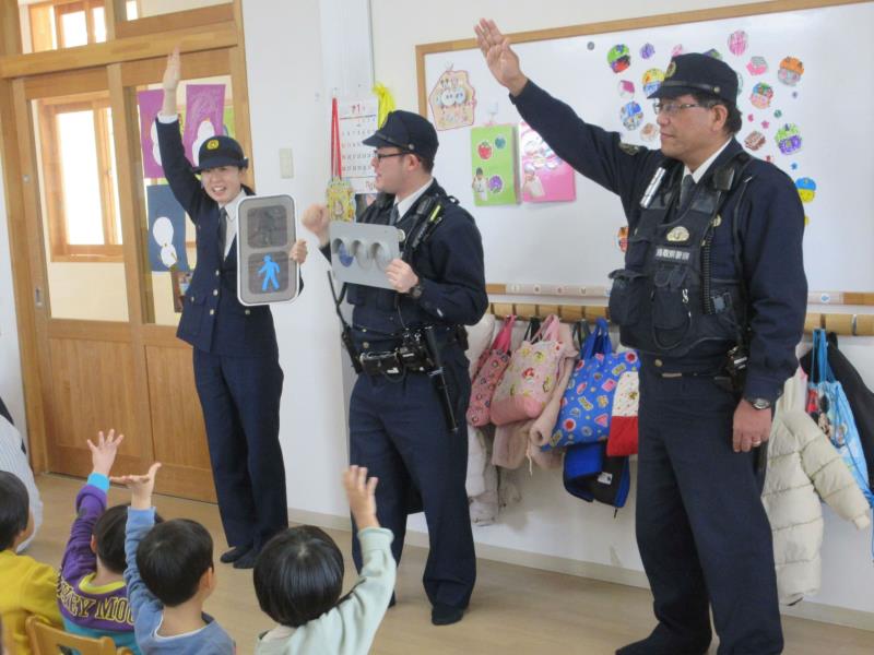 交通警察職員