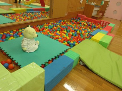 大きなボールプールです