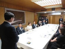 来訪3