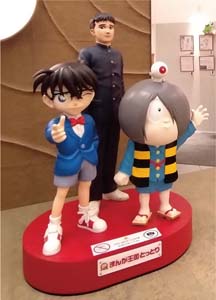 入口のキャラクターたちの写真
