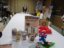 ヨルダンの砂を使った珈琲、和菓子の完成報告会1