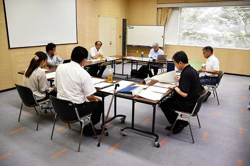 第2回県史編さん会議写真1