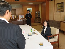来訪3