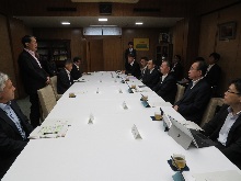 鳥取県知事・国土交通省中国地方整備局長懇談会1