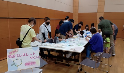 勾玉ブレスレットづくり