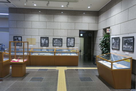 館内の展示風景１（兵士と家族）