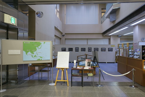 館内の展示風景２（兵士と家族）