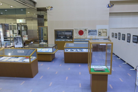 館内の展示風景３（兵士と家族）