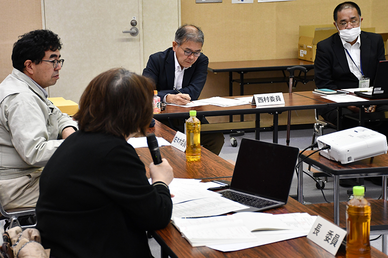 県史編さん会議写真4