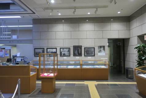 後期：館内の展示風景１（兵士と家族）