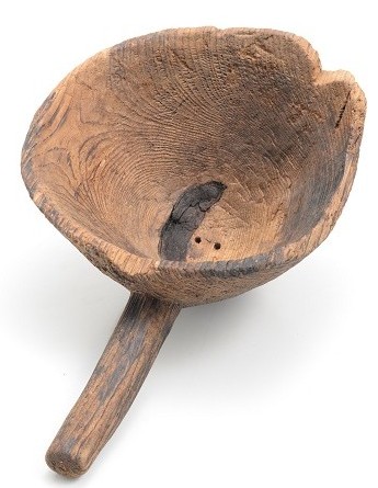 水の汲めない杓子