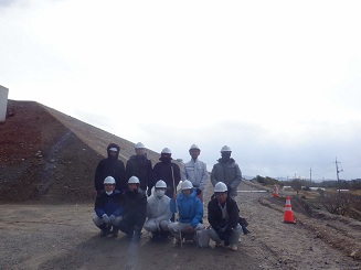 丁張設置完了の様子