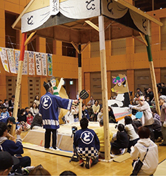 どんどこ巨大紙相撲の写真