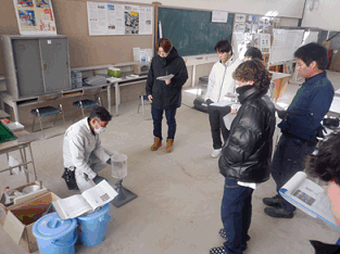 土質試験の様子