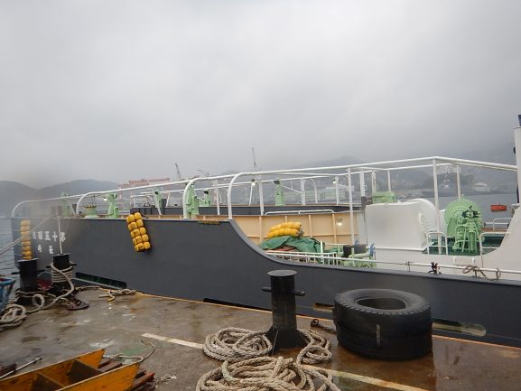 大中型まき網漁船の火船(船尾)