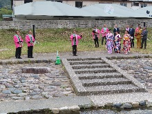 もちがせ流しびな行事1