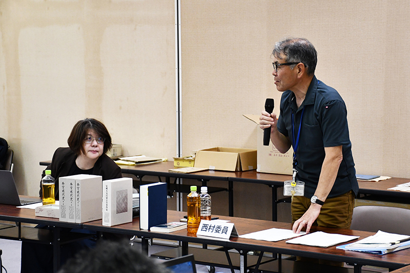 令和8年度第1回県史編さん会議写真2