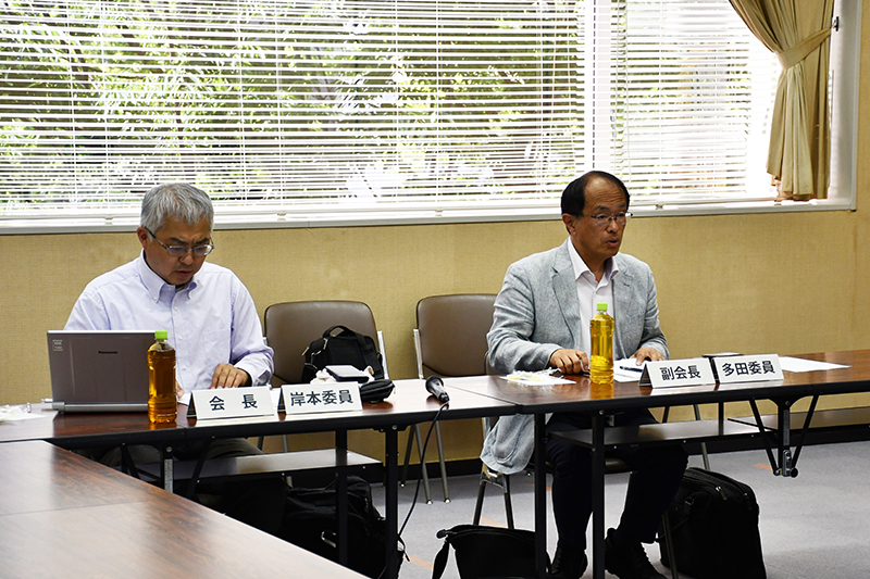 令和8年度第1回県史編さん会議写真3