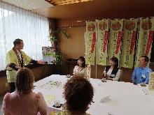 「とりたべローカルインフルエンサー」任命式1