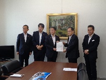 経済団体への新規高等学校卒業予定者の県内就職促進に係る要請1
