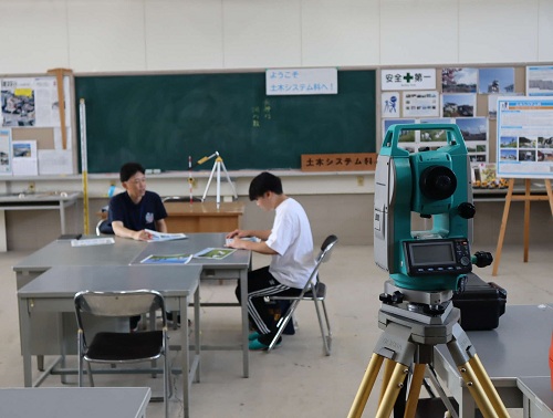 土木システム科の様子