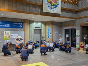 １階フロアの避難行動