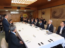 鳥取県知事・国土交通省中国地方整備局長懇談会1