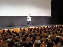 映画「遥かな町へ」倉吉完成披露試写会(第1回上映)上映前舞台あいさつ2