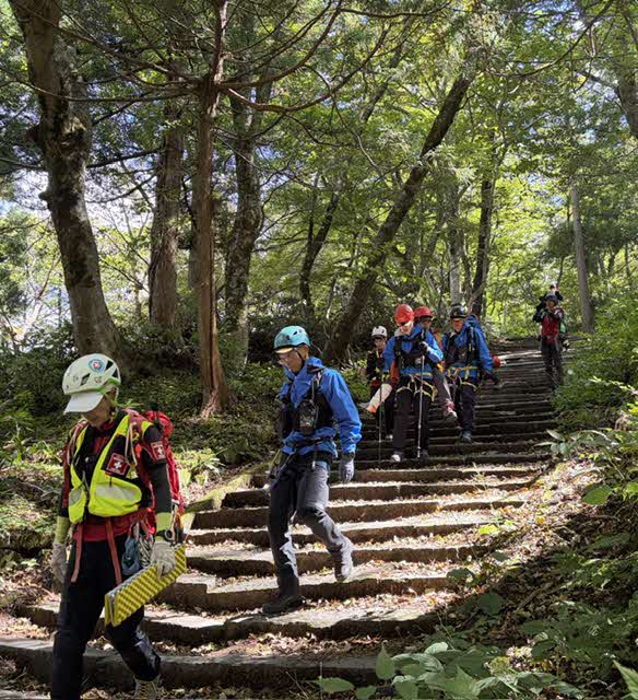 １日山岳遭難救助隊長