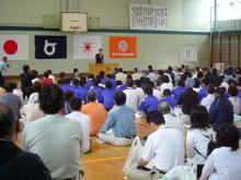 福生中学校にて講演