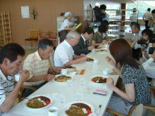 若桜鹿カレー試食