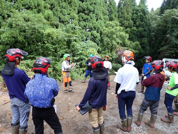 山地災害リスクの基礎知識、事象を現地指導