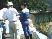 視察