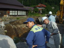 視察