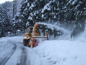 除雪の作業風景