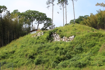 黒坂鏡山城址