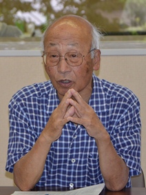 坂田副委員長の写真