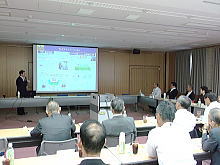 講演