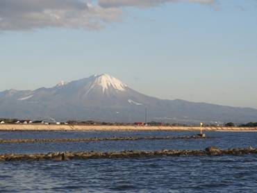 中海から見る大山