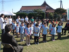 年長園児による合唱