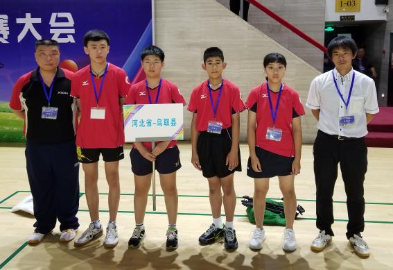 日中友好都市中学生卓球交歓大会に参加した鳥取県・河北省合同チーム