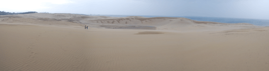 馬の背の風景　曇り空です