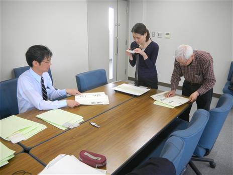 調査の様子の写真