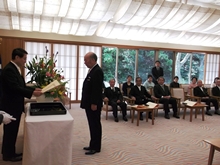 伝達式