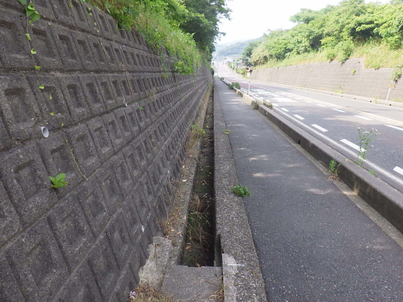 牧谷　蓋設置前