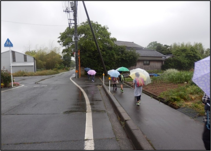 気高町下原　歩道整備前写真