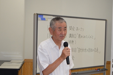 米子会場で開会のご挨拶をする伯耆文化研究会長國田俊雄氏の写真